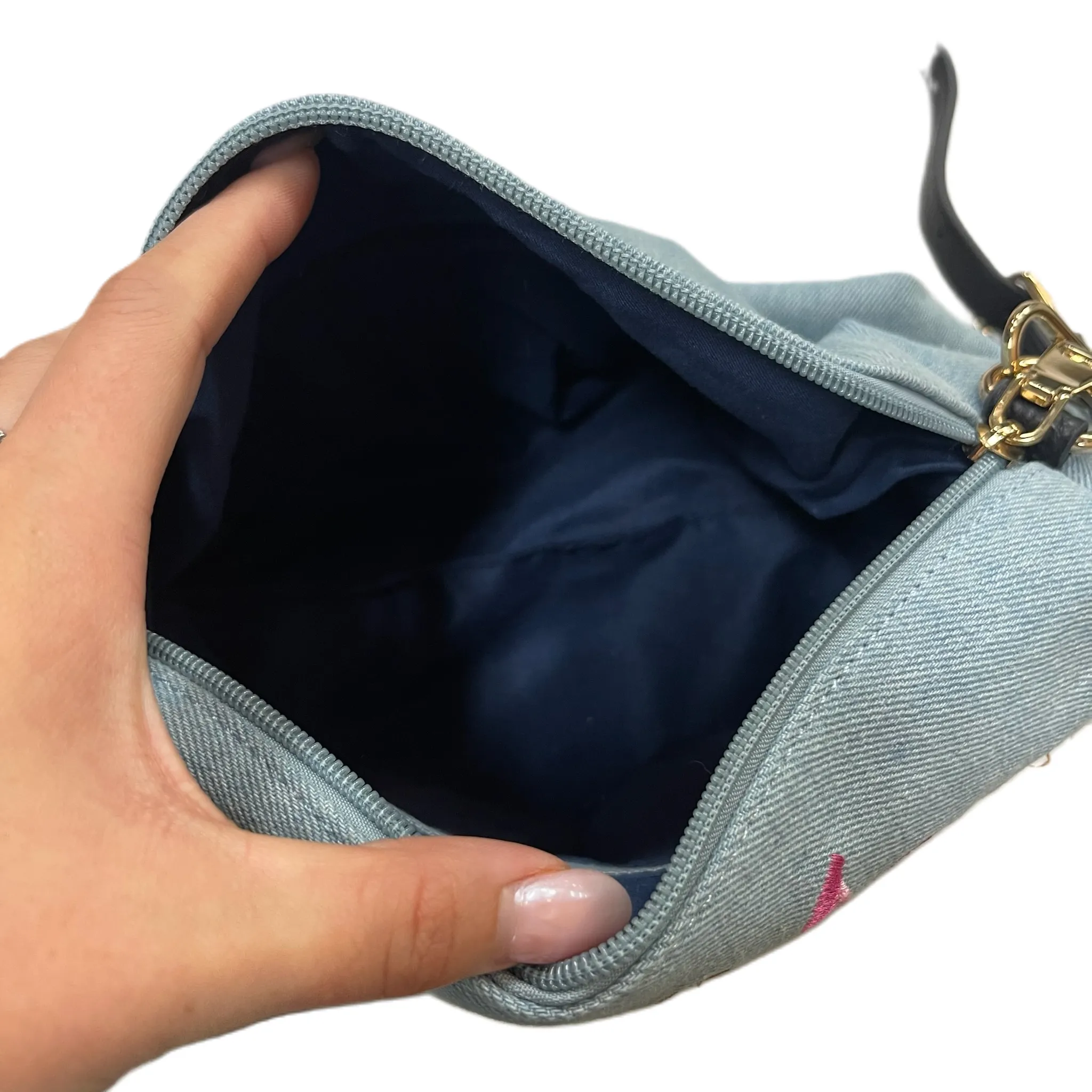 Crossbody By Clothes Mentor, Size: Medium