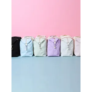 Elevate Your Luxury Fashion with the Exclusive Texture Oxford Travel Bag