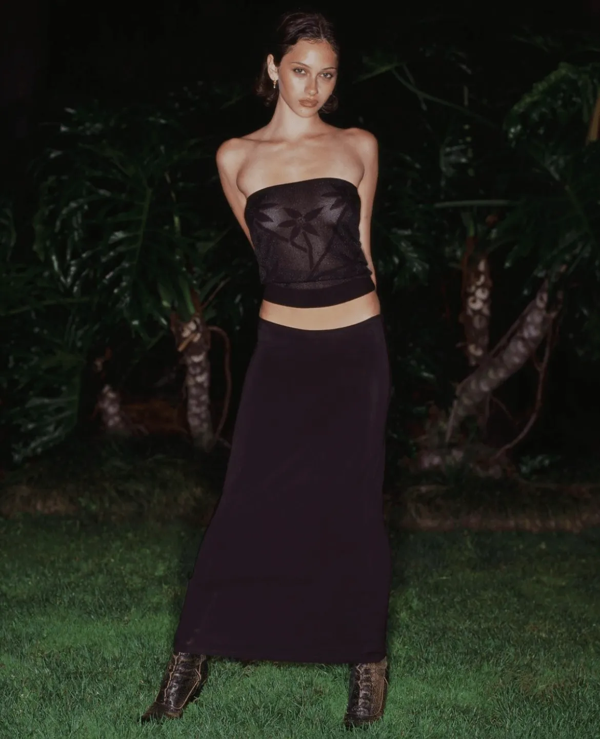 Tankair Studio - Plumeria Puff in Black
