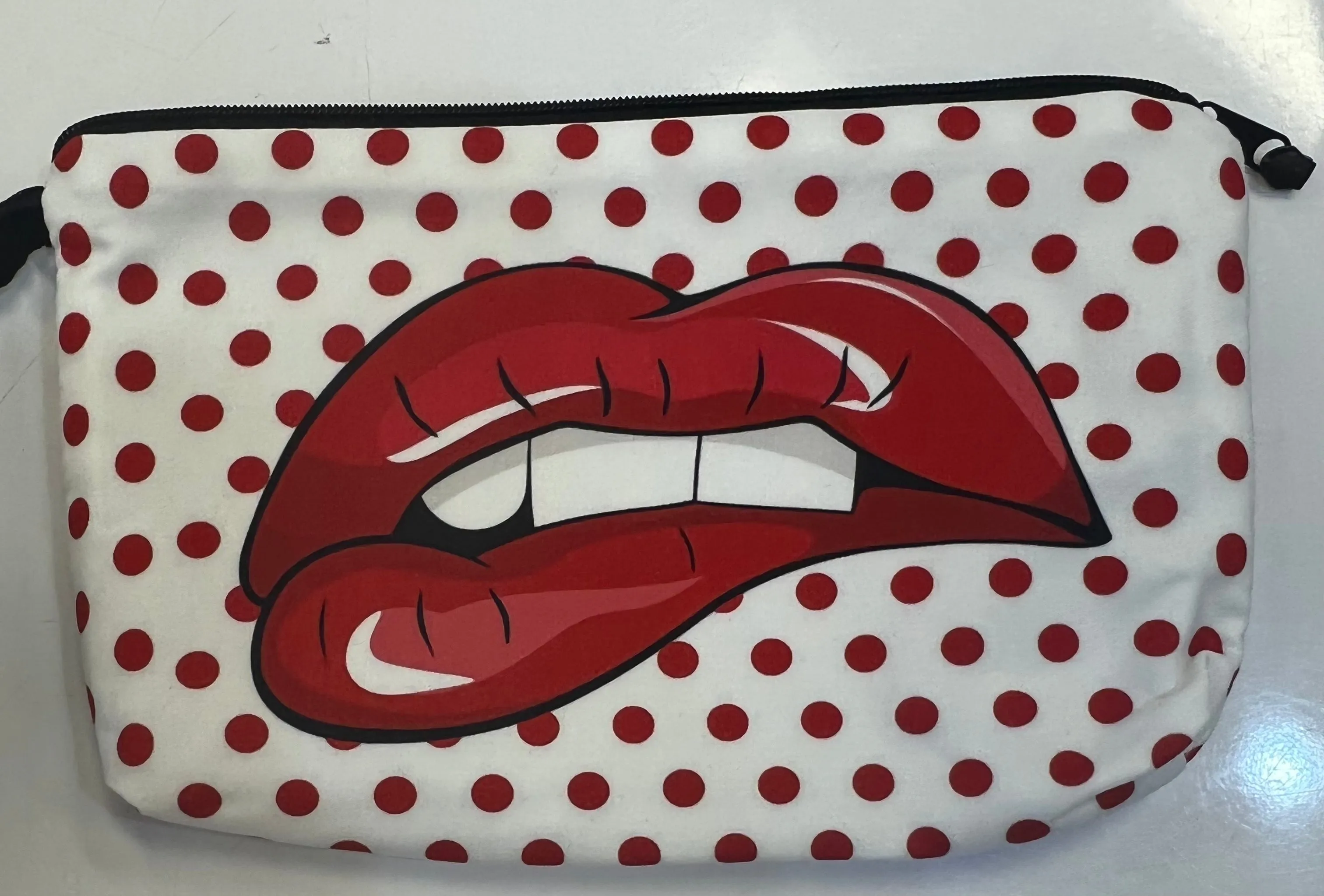Zippered Pouch - $2.00 - $4.50